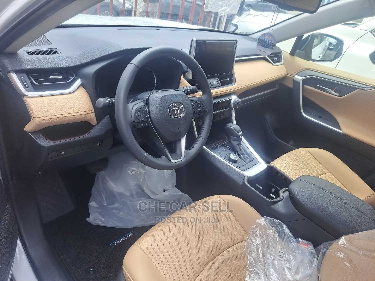 New Toyota RAV4 2022 White