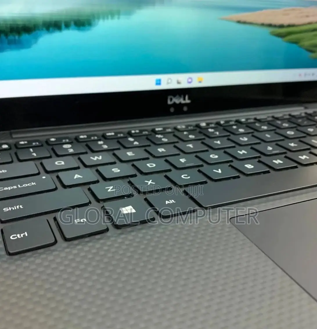 New Laptop Dell XPS 15 (9560) 8GB Intel Core I5 SSD 512GB