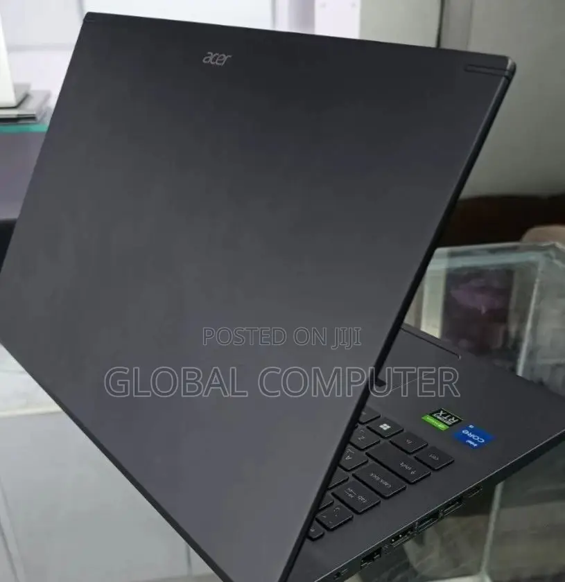 New Laptop Acer Aspire S5-391 8GB Intel Core I5 SSD 512GB