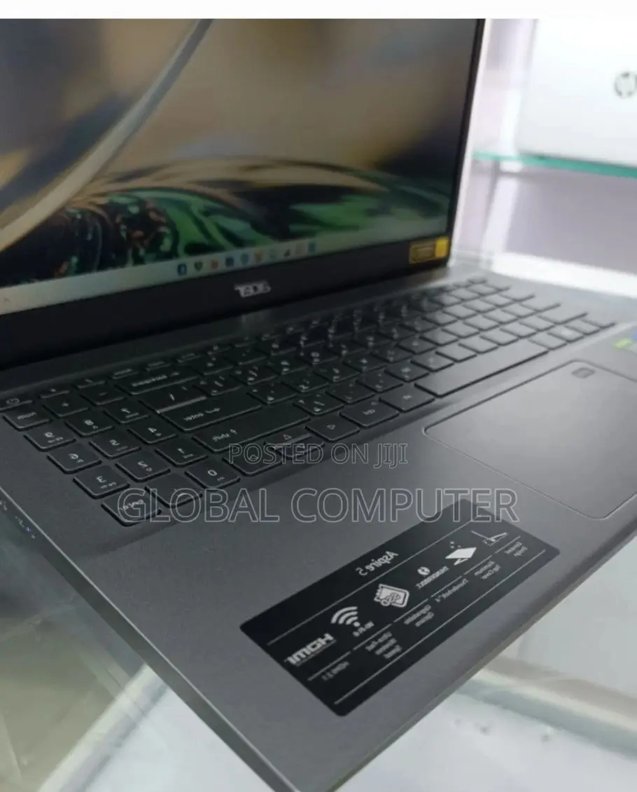 New Laptop Acer Aspire S5-391 8GB Intel Core I5 SSD 512GB