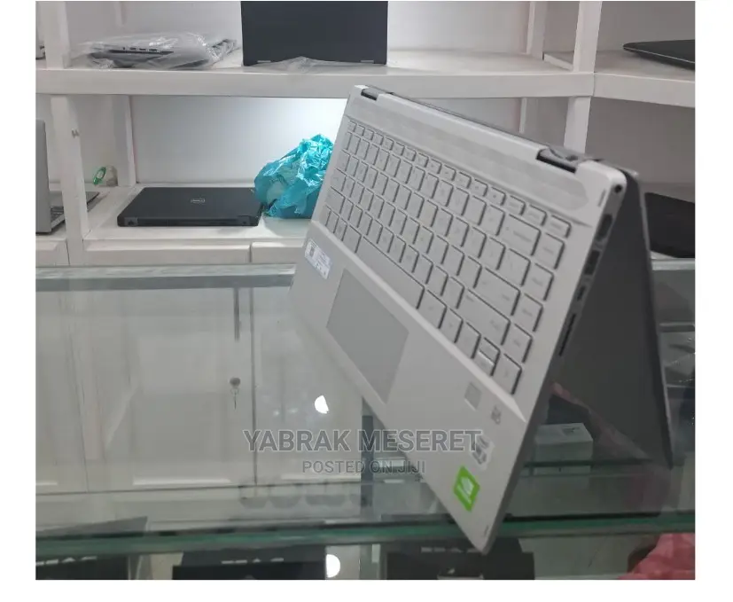 New Laptop HP Pavilion X360 8GB SSD 512GB