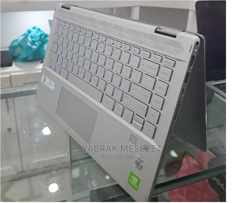 New Laptop HP Pavilion X360 8GB SSD 512GB