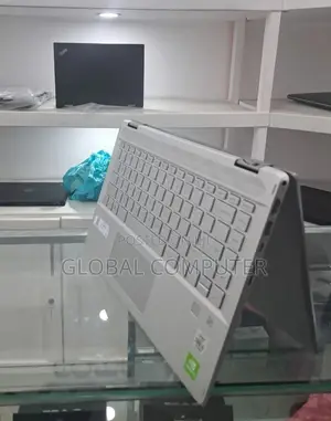 New Laptop HP Pavilion 15-Eh0050wm 8GB Intel Core I5 SSD 512GB