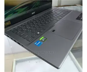 New Laptop Acer Aspire 5 8GB Intel Core I5 SSD 512GB