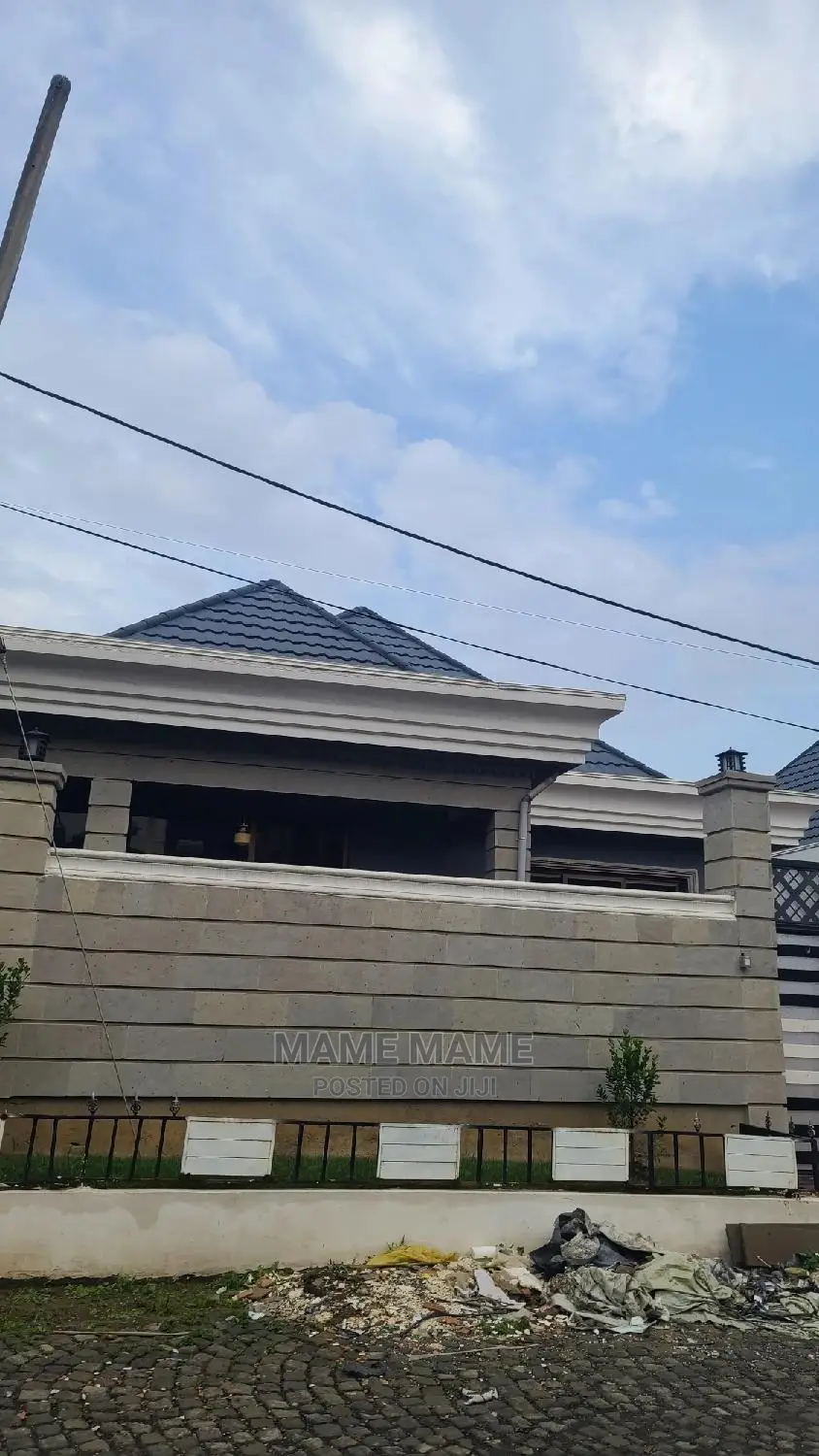 3bdrm Villa in Addis Abeba, Bole for sale