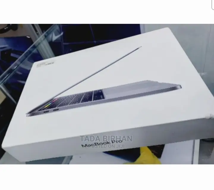 New Laptop Apple MacBook Air 2022 M2 8GB Intel Core I5 SSD 256GB