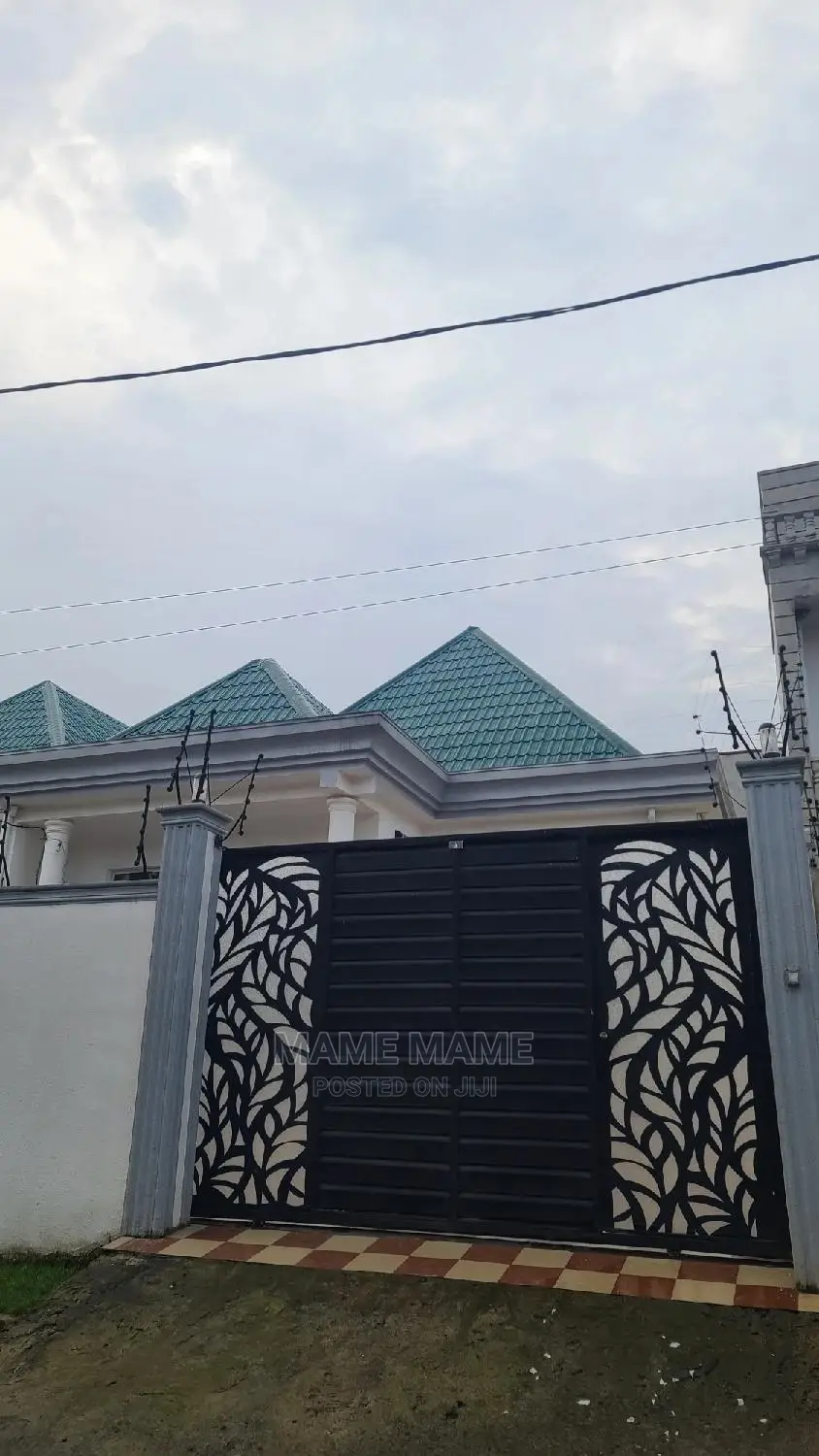 3bdrm Villa in Addis Abeba, Bole for sale