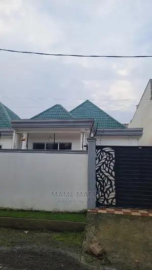 3bdrm Villa in Addis Abeba, Bole for sale