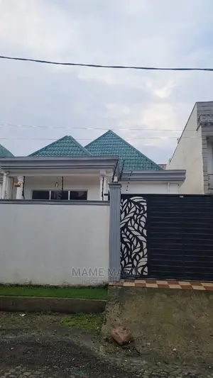 3bdrm Villa in Addis Abeba, Bole for sale