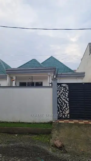 3bdrm Villa in Addis Abeba, Bole for sale