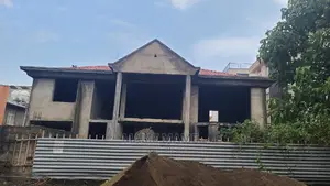 5bdrm House in Addis Abeba, Bole for sale