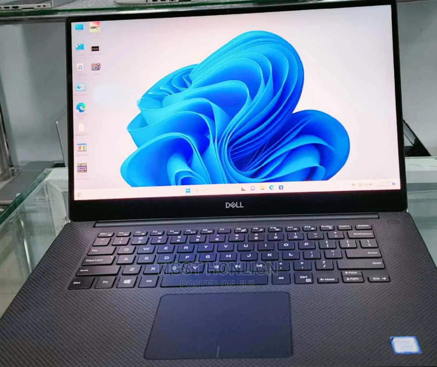 New Laptop Dell Inspiron 15 32GB Intel Core I9 SSD 512GB