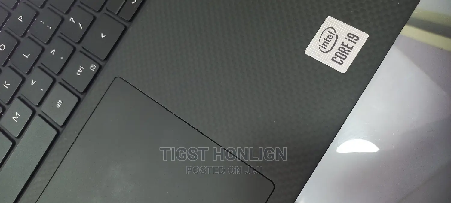 New Laptop Dell XPS 15 32GB Intel Core I9 SSD 512GB