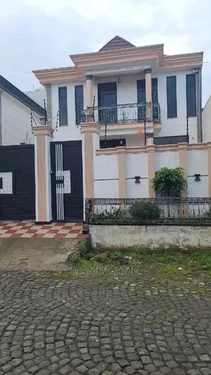 6bdrm House in Addis Abeba, Bole for sale