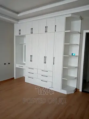 2bdrm Apartment in ኖህ, Bole for sale