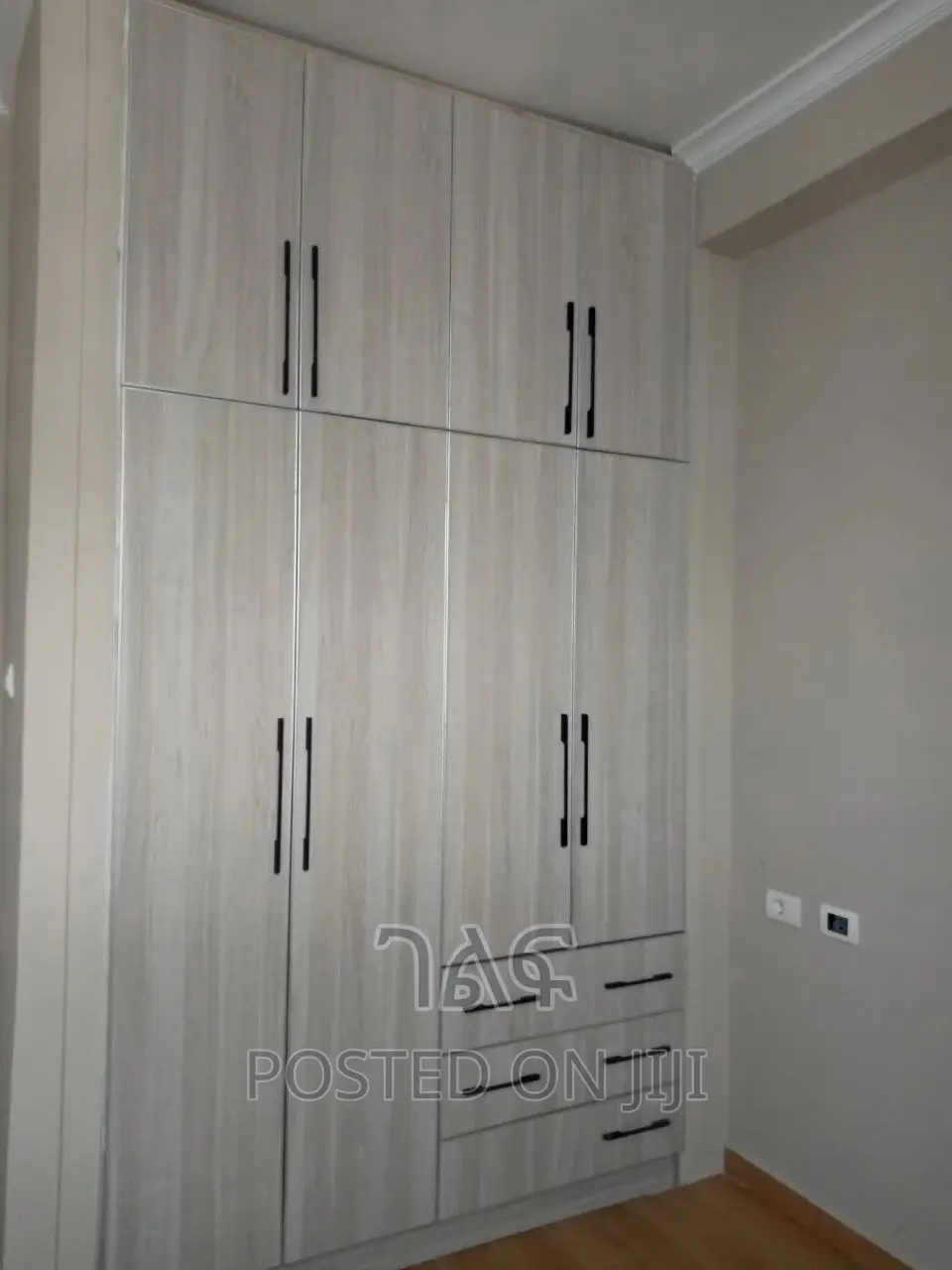 2bdrm Apartment in ኖህ, Bole for sale