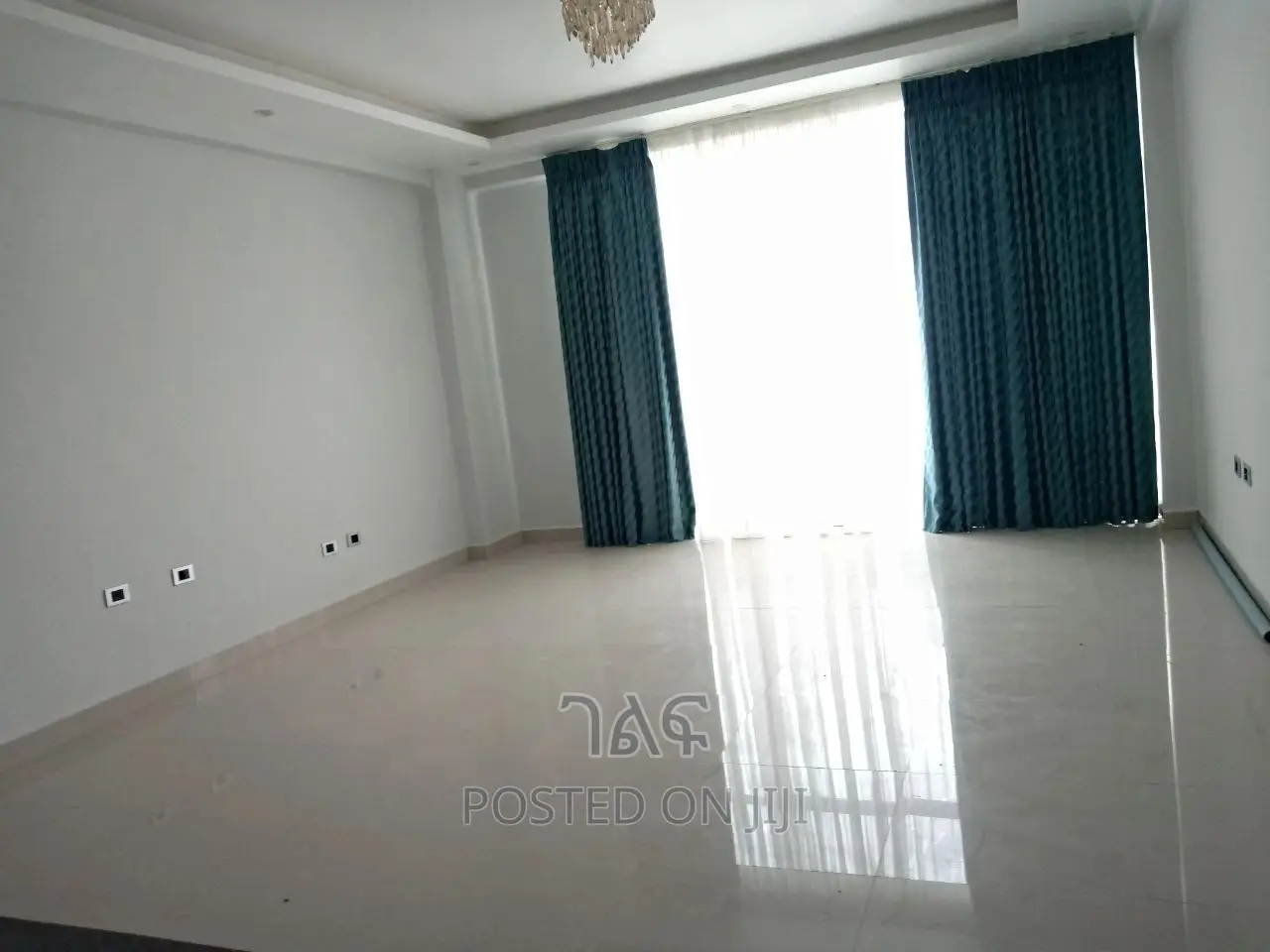 2bdrm Apartment in ኖህ, Bole for sale