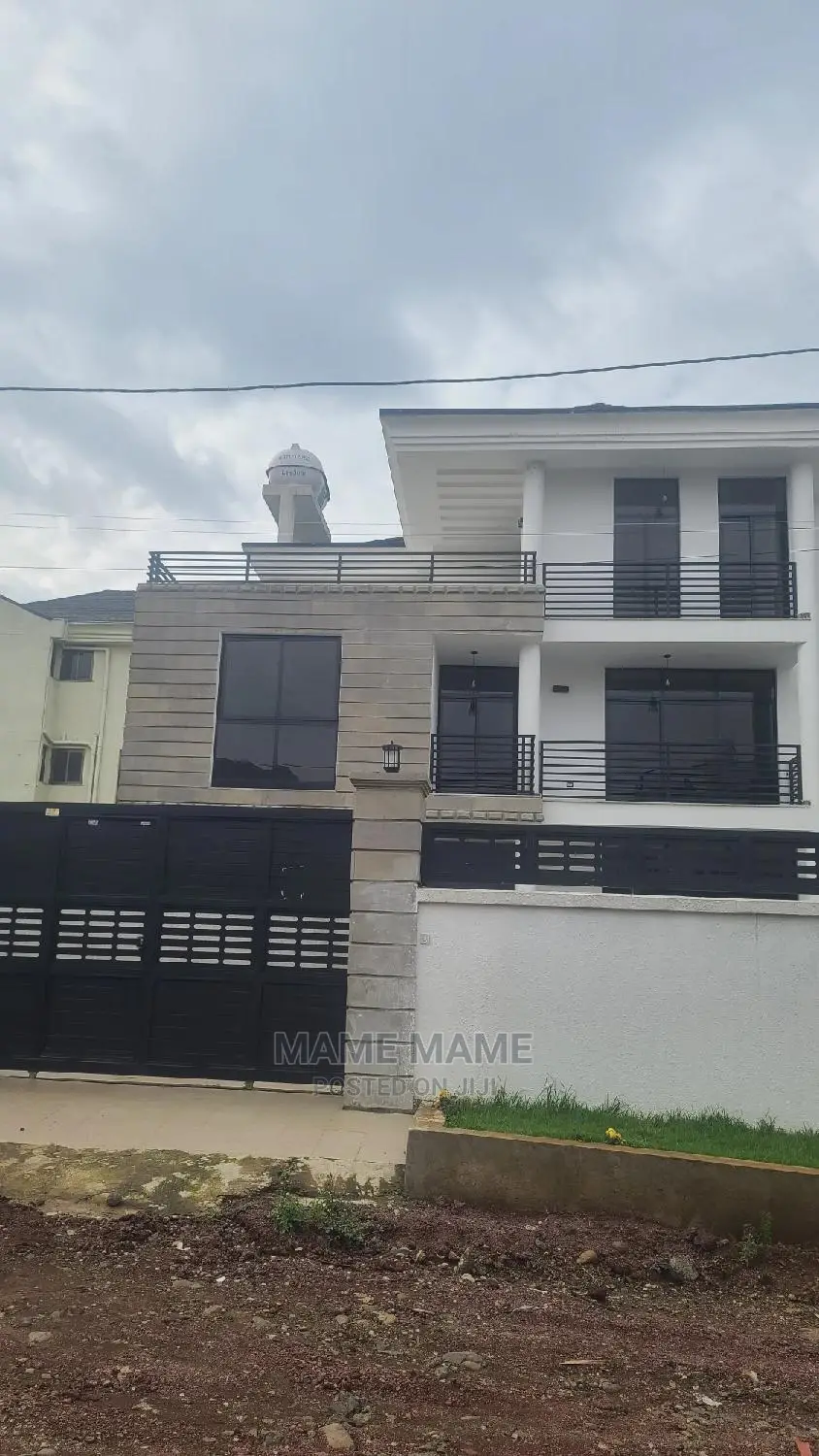 6bdrm House in Addis Abeba, Bole for sale