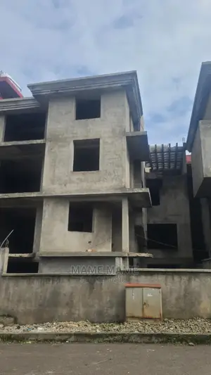 6bdrm House in Addis Abeba, Bole for sale