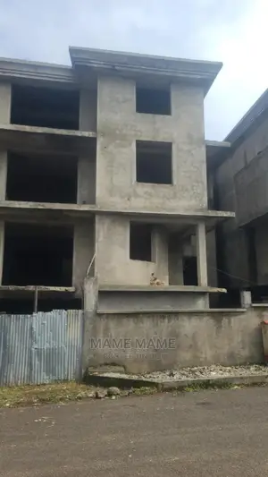 6bdrm House in Addis Abeba, Bole for sale