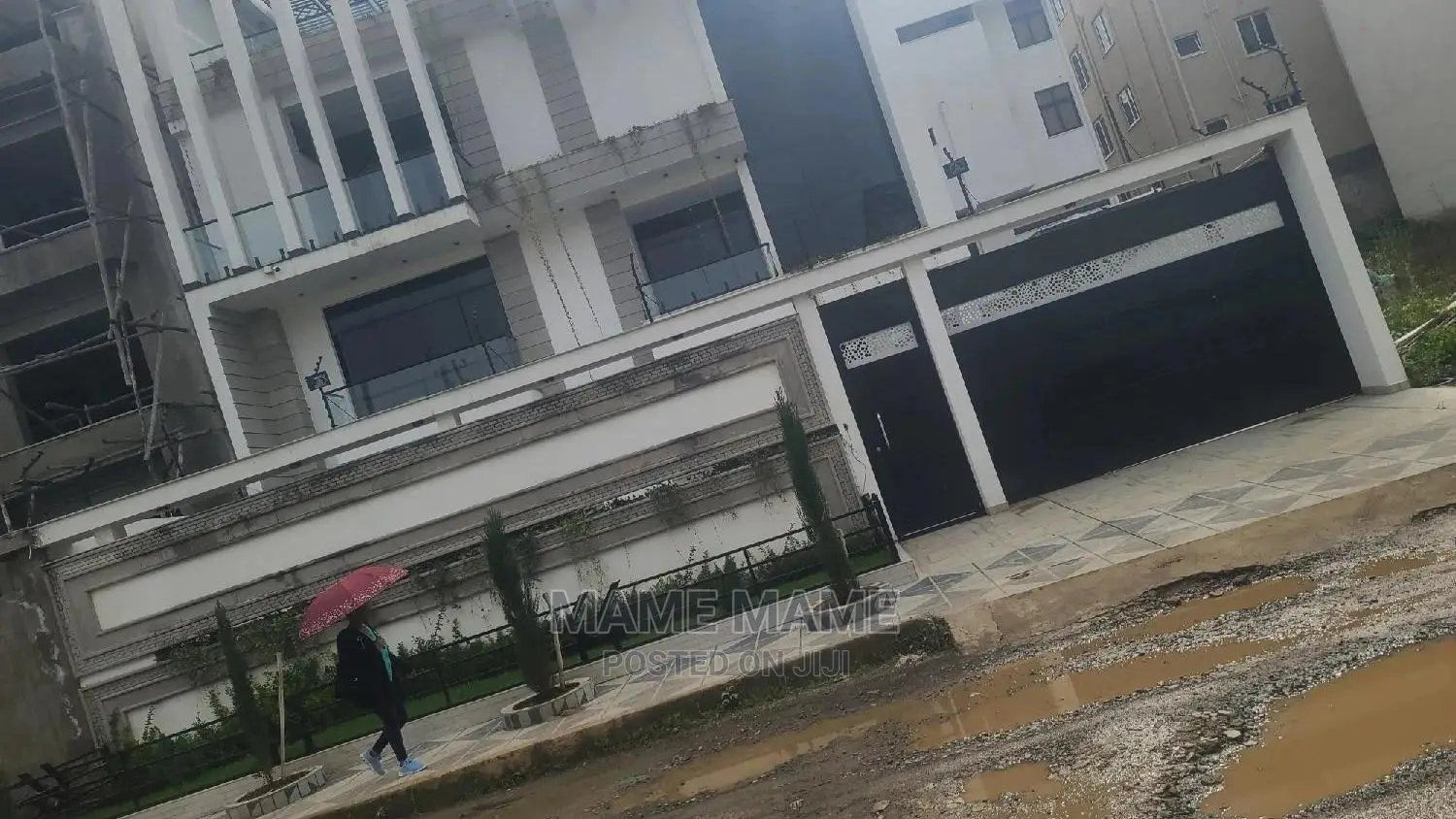 7bdrm House in Addis Abeba, Bole for sale