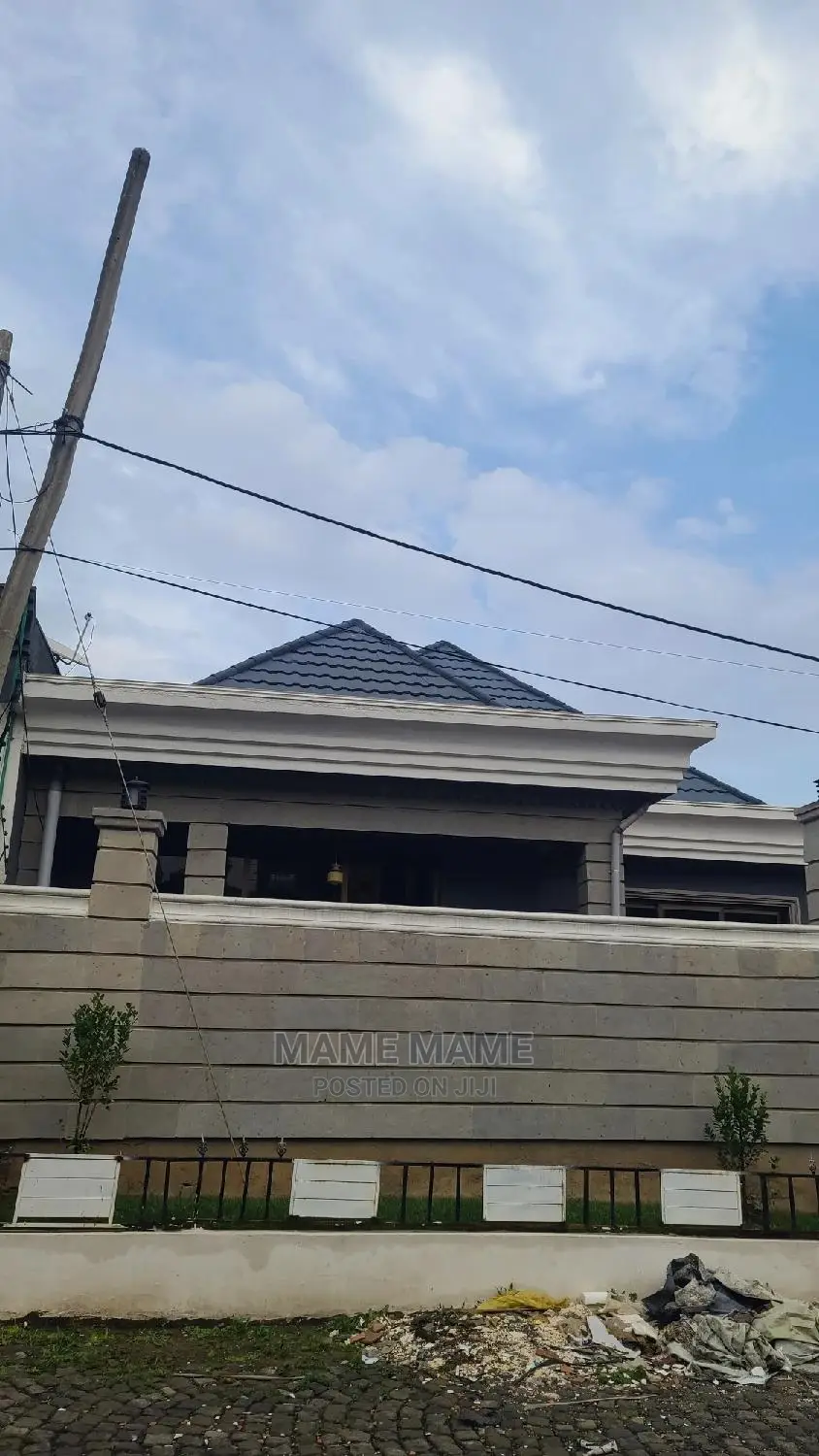 3bdrm Villa in Addis Abeba, Bole for sale