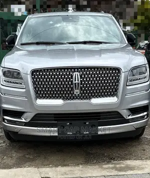 New Lincoln Navigator 2022 Silver
