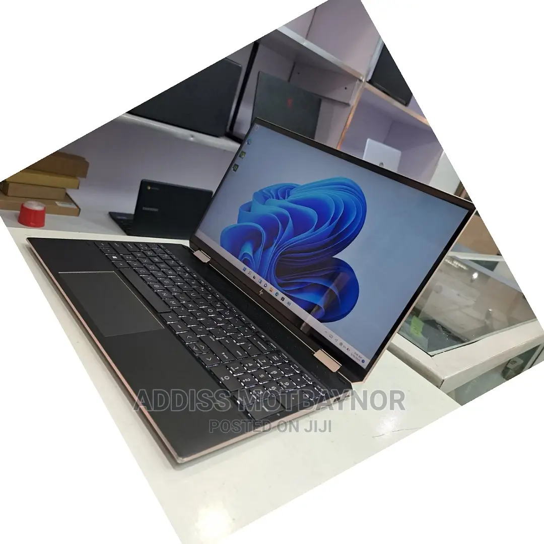 New Laptop HP Spectre X360 15t 16GB Intel Core I5 SSD 512GB