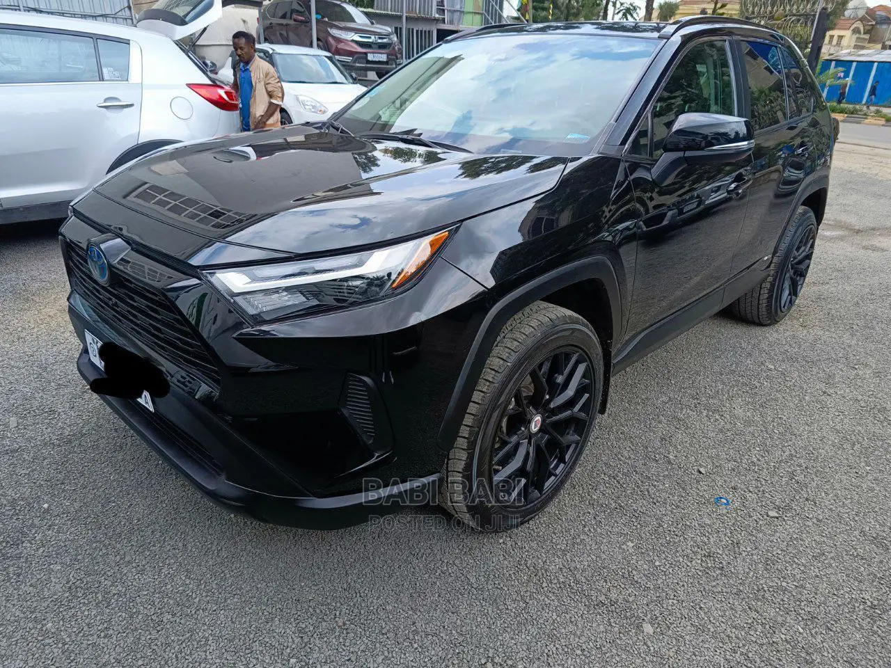 Toyota RAV4 2022 Matt Black