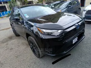 Toyota RAV4 2022 Matt Black