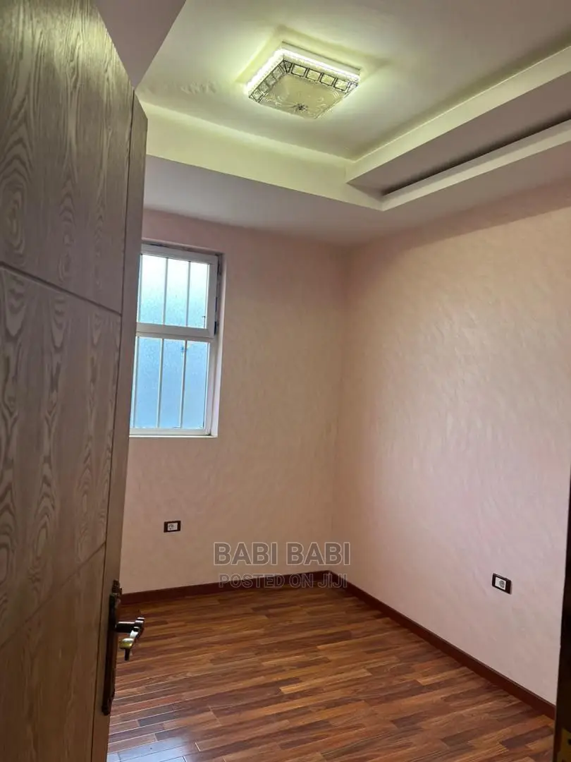 3bdrm Apartment in Betel, Bole for sale