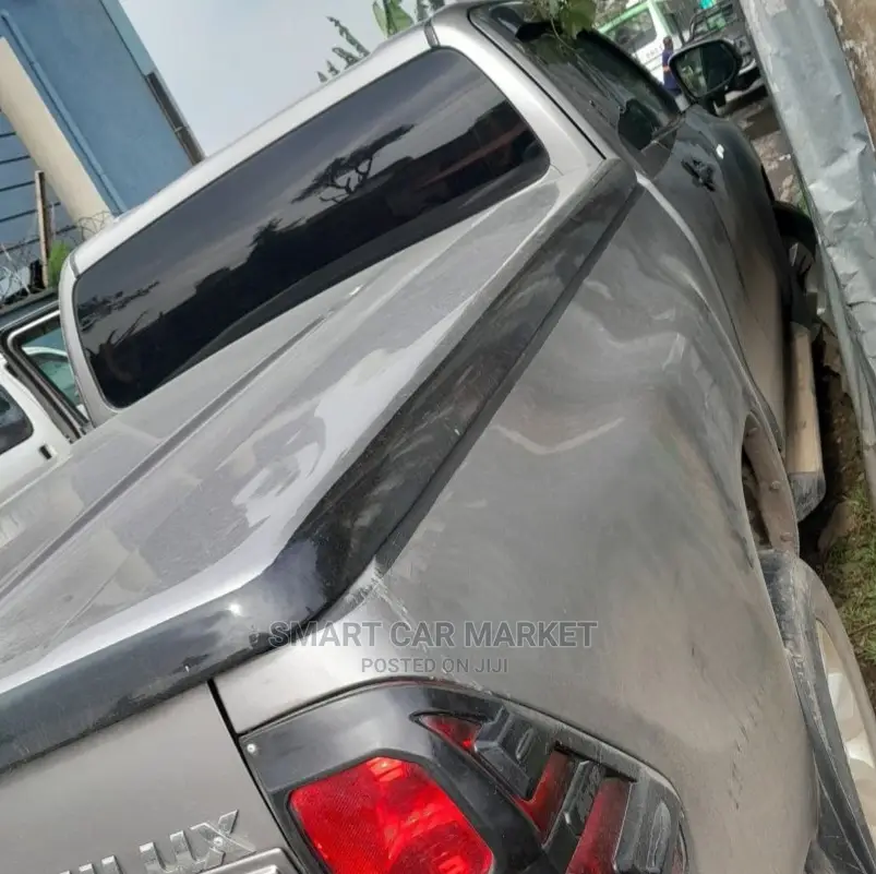 Toyota Hilux 2019 Brown