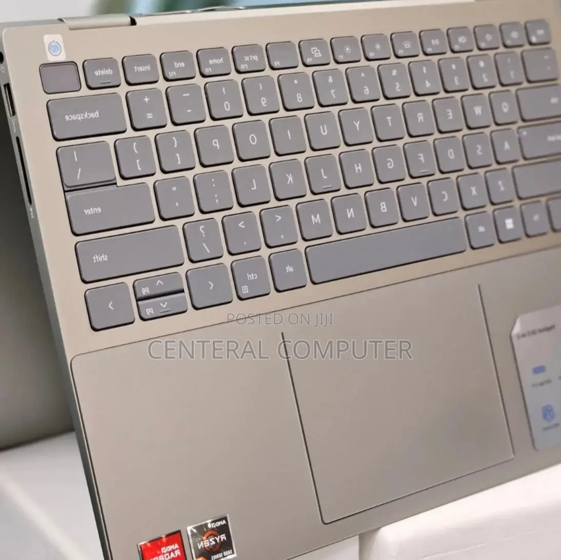 New Laptop Dell Inspiron 15 16GB AMD Ryzen 7 SSD 512GB