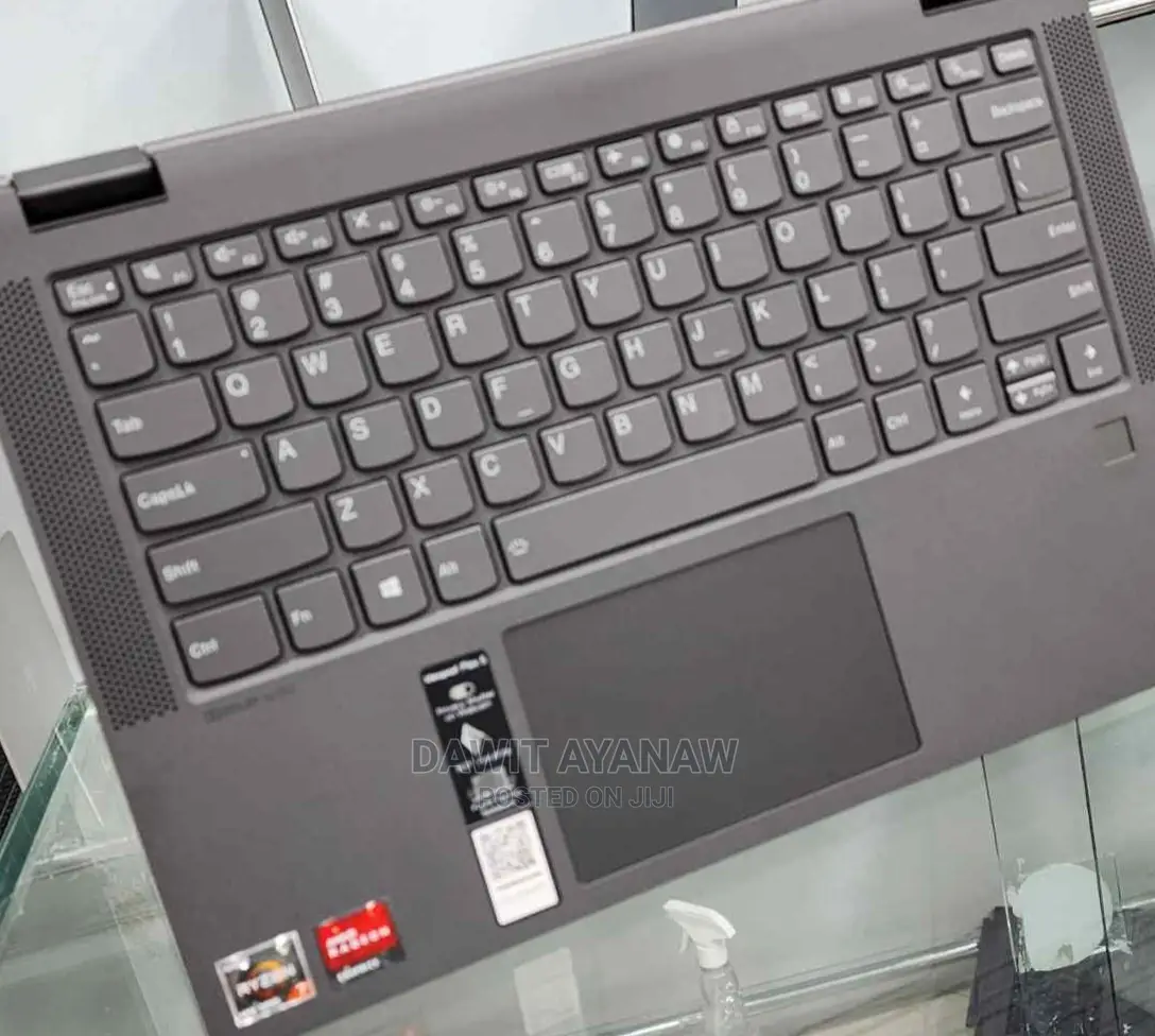 New Laptop Lenovo Flex 5 16GB AMD Ryzen 7 SSD 512GB