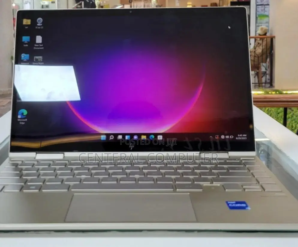 New Laptop HP Envy X360 15z 8GB Intel Core I5 SSD 512GB