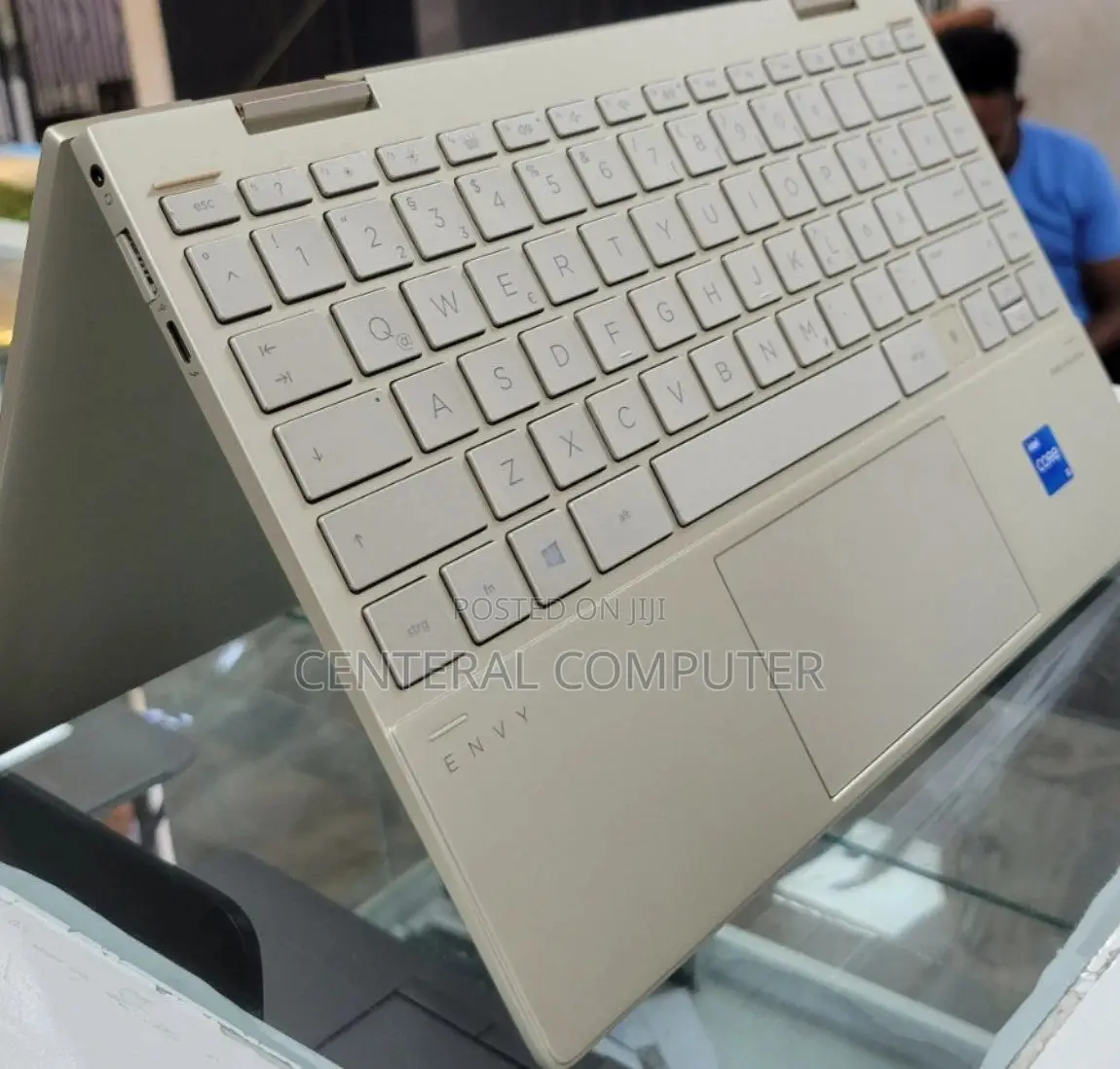 New Laptop HP Envy X360 15z 8GB Intel Core I5 SSD 512GB