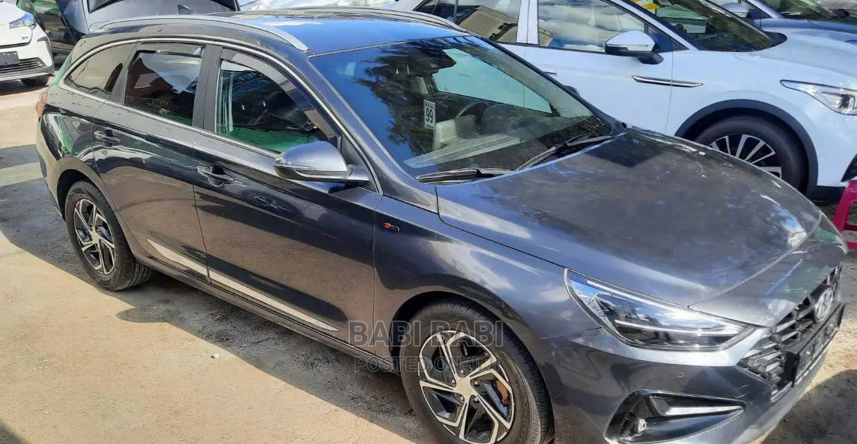New Hyundai i30 2022 Gray