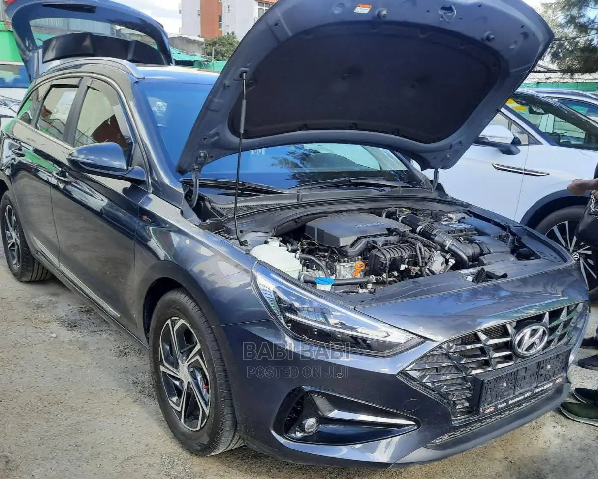 New Hyundai i30 2022 Gray