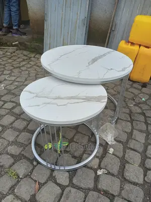 Photo - የሶፋ ጠረጴዛ /