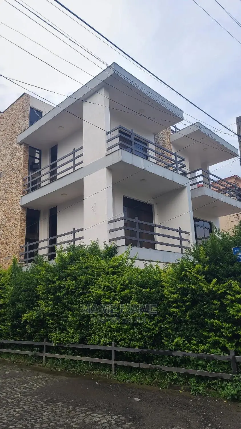 6bdrm House in Addis, Bole for sale