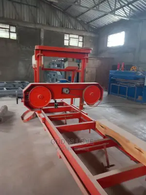 ብሪንታ ግንድ መሰንጠቂያ