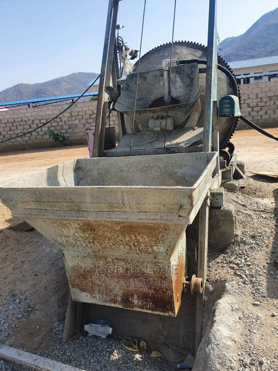 ሁለት የብሎኬት ማሽን Block Making Machine