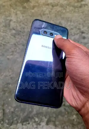 Samsung Galaxy S10e 128 GB Black