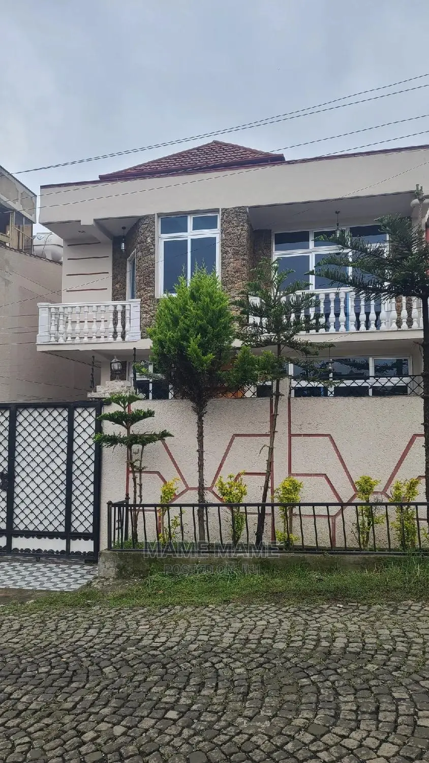 4bdrm House in Addis Abeba, Bole for sale