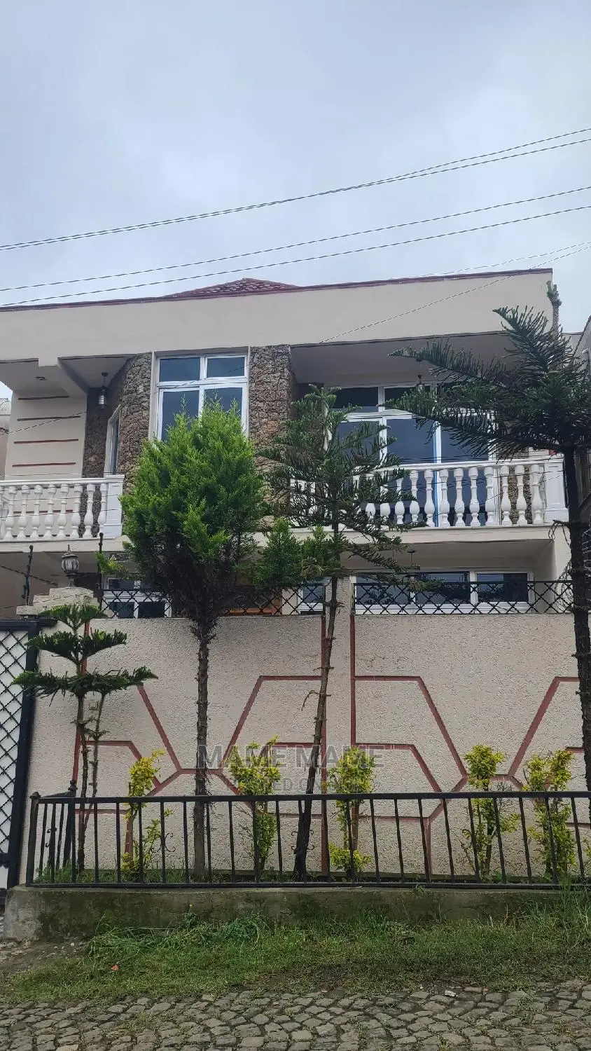 4bdrm House in Addis Abeba, Bole for sale