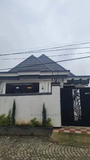 3bdrm Villa in Addis Abeba, Bole for sale