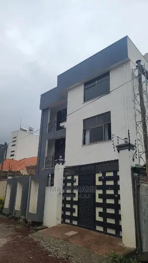7bdrm House in Addis Abeba, Bole for sale