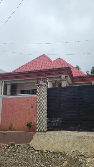 3bdrm Villa in Addis Abeba, Bole for sale