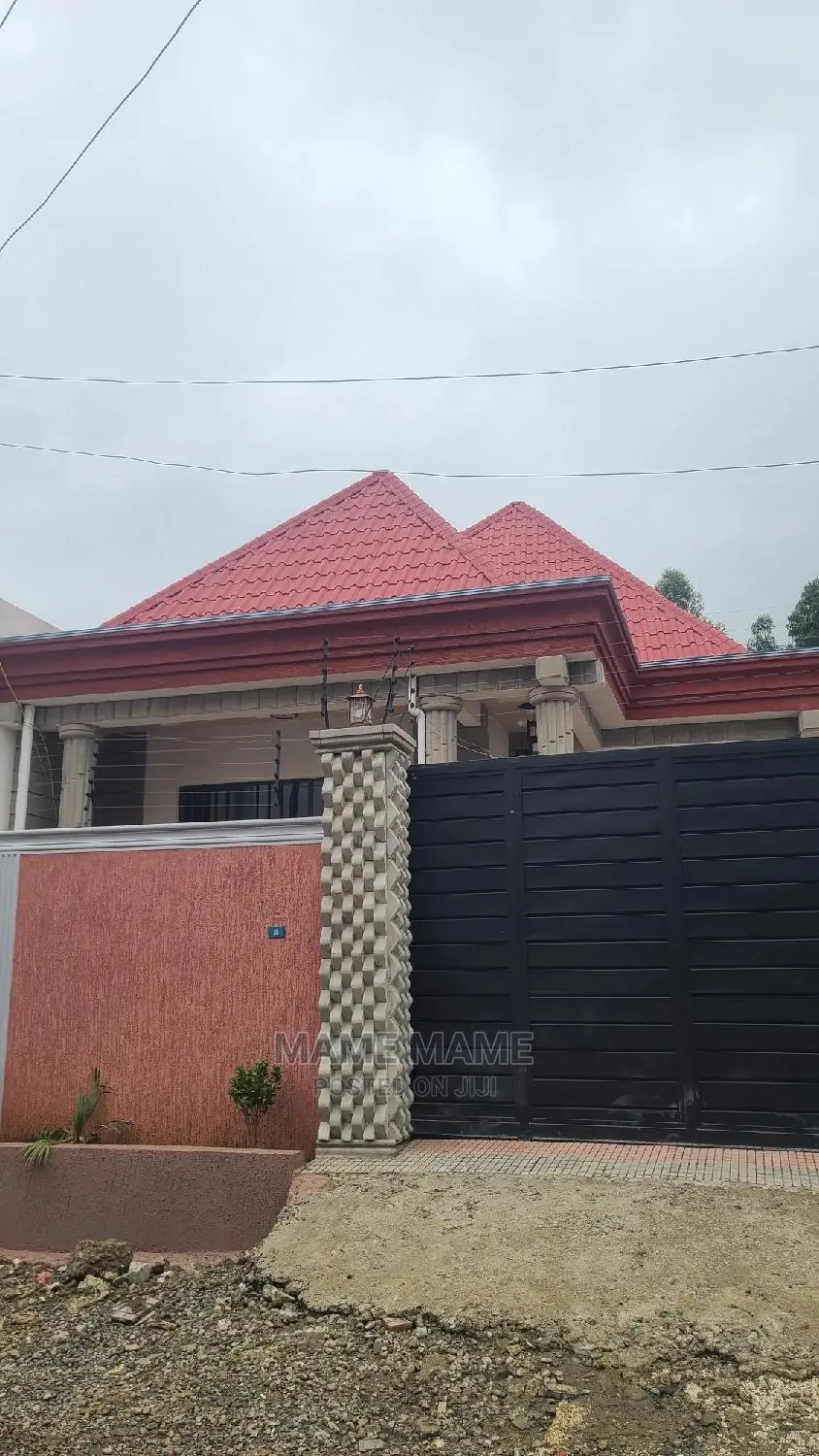 3bdrm Villa in Addis Abeba, Bole for sale