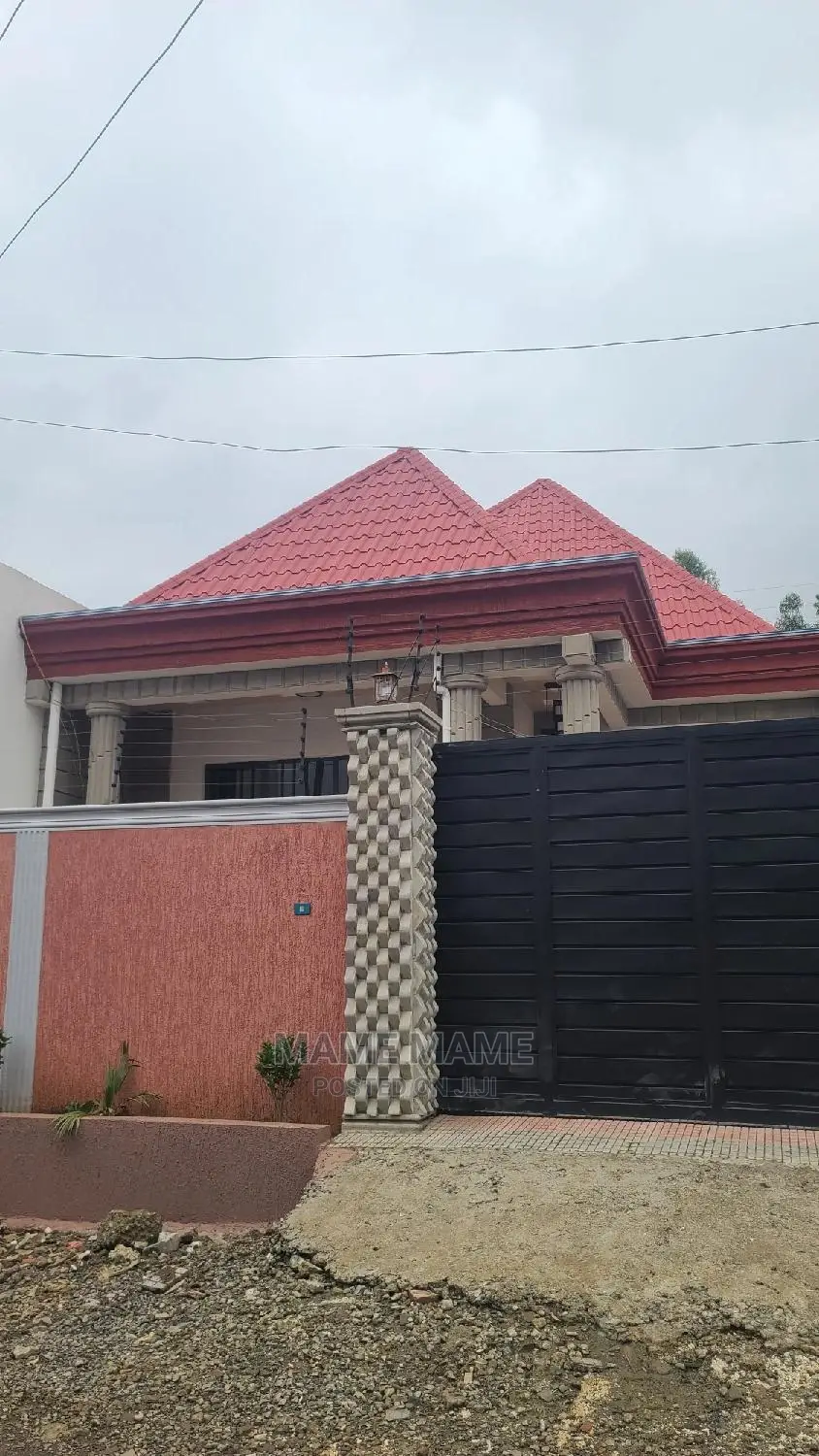 3bdrm Villa in Addis Abeba, Bole for sale